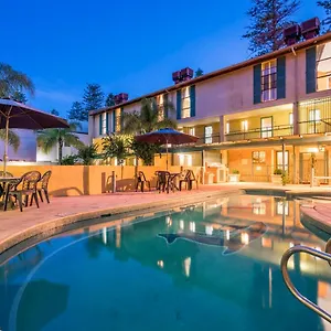 https://cottesloe-beach-chalets.hotelsperth.org